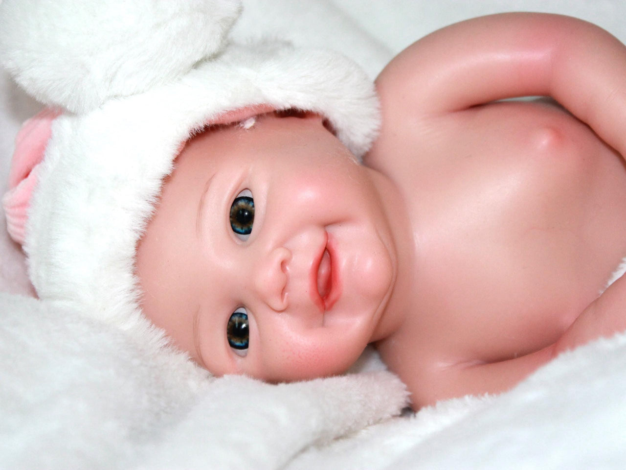 Incredible lifelike detail – soft silicone skin with hand-painted features.