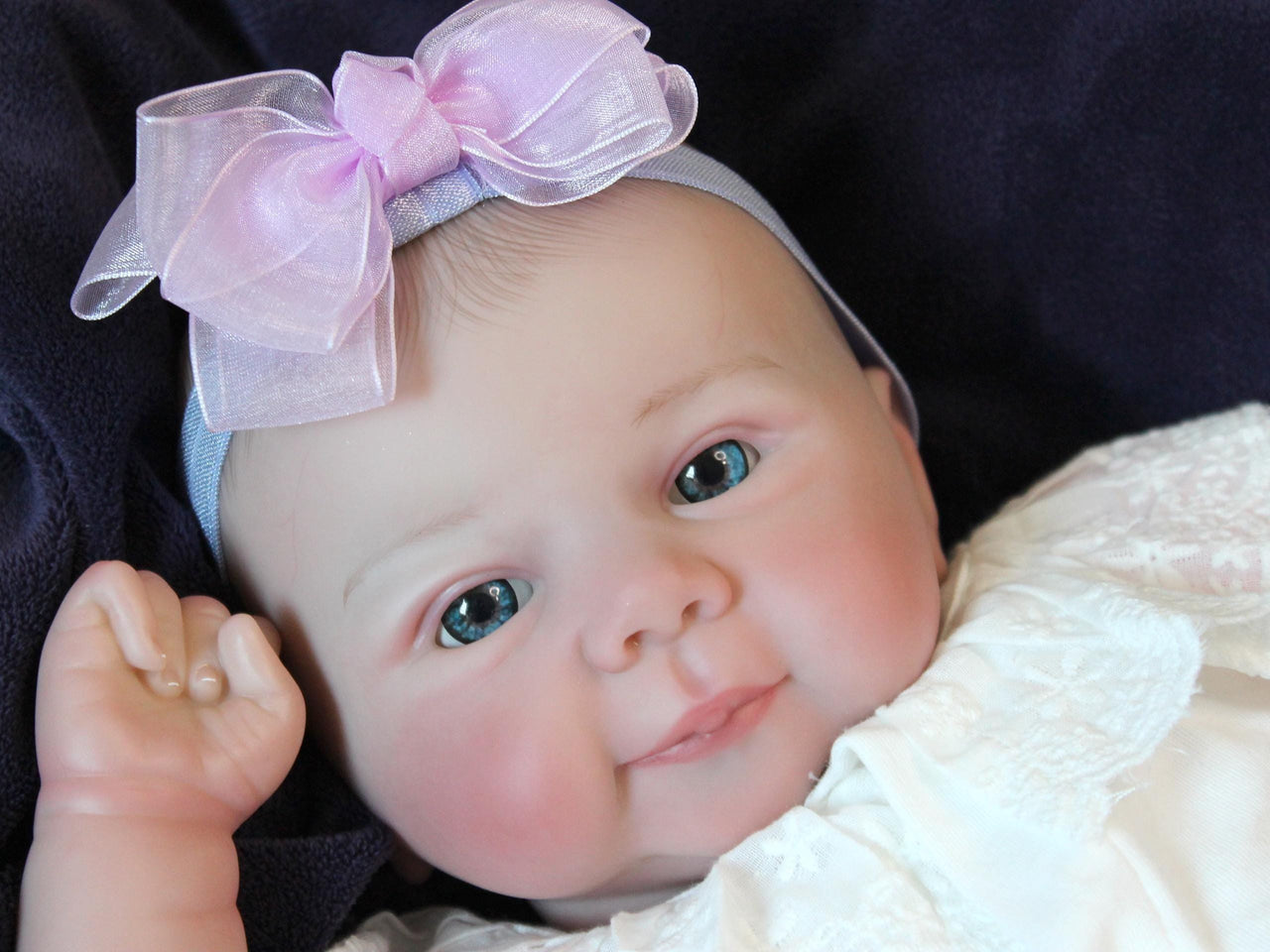 Lifelike Reborn Baby Doll 20 inch 7 lbs Weighted Newborn Baby Girl or Boy Soft Heavy Baby Dolls For Children Child Friendly Gifts For Girls