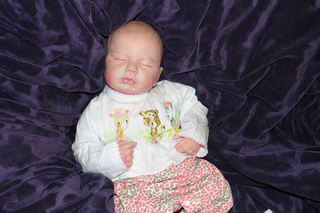 Lifelike Reborn Baby Doll 20” 2 to 7 Pounds Weighted Newborn Baby Girl/Boy Soft Heavy Baby Dolls For Children Child Friendly Gifts For Girls