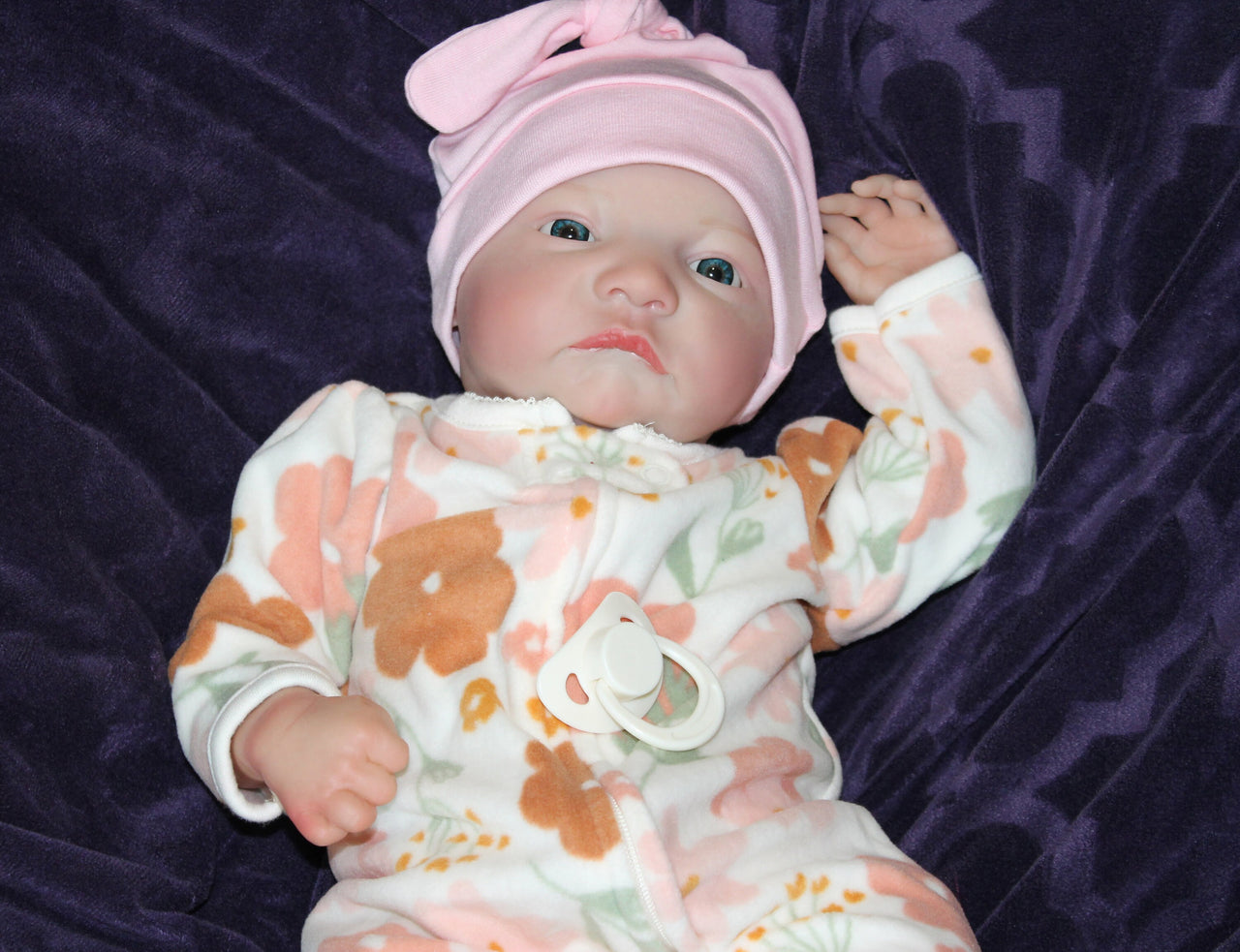 Lifelike Reborn Baby Doll 19” 3 to 5 Pounds, Open Eyes Vinyl Limbs Cloth Body Babies