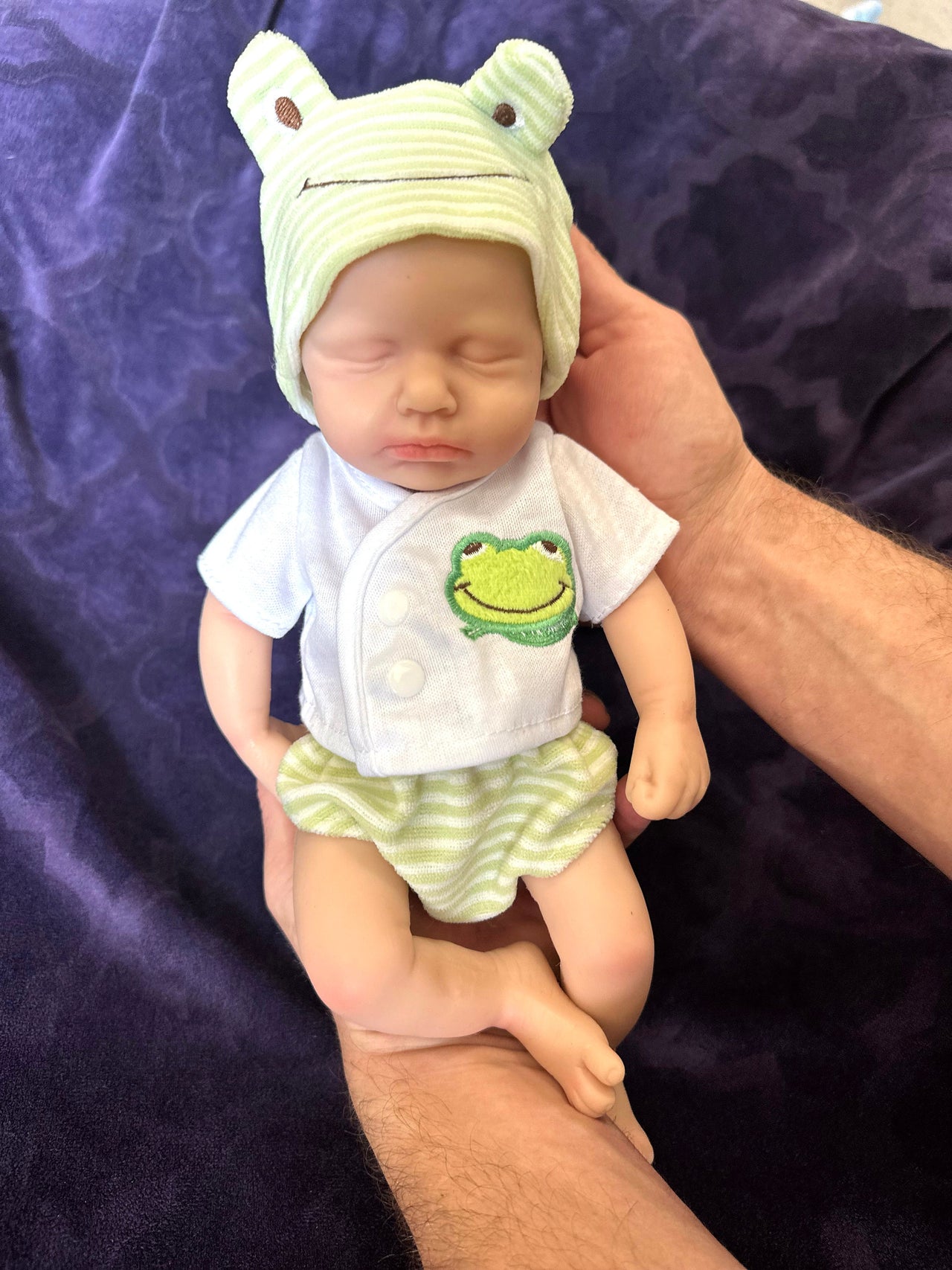 Green Frog Outfit, Silicone Baby Doll Full Body Reborn Preemie 12&quot; 2.6lbs Platinum Silicone Dolls Realistic Real Lifelike Weighted Babies Ecoflex Bathtub Baby