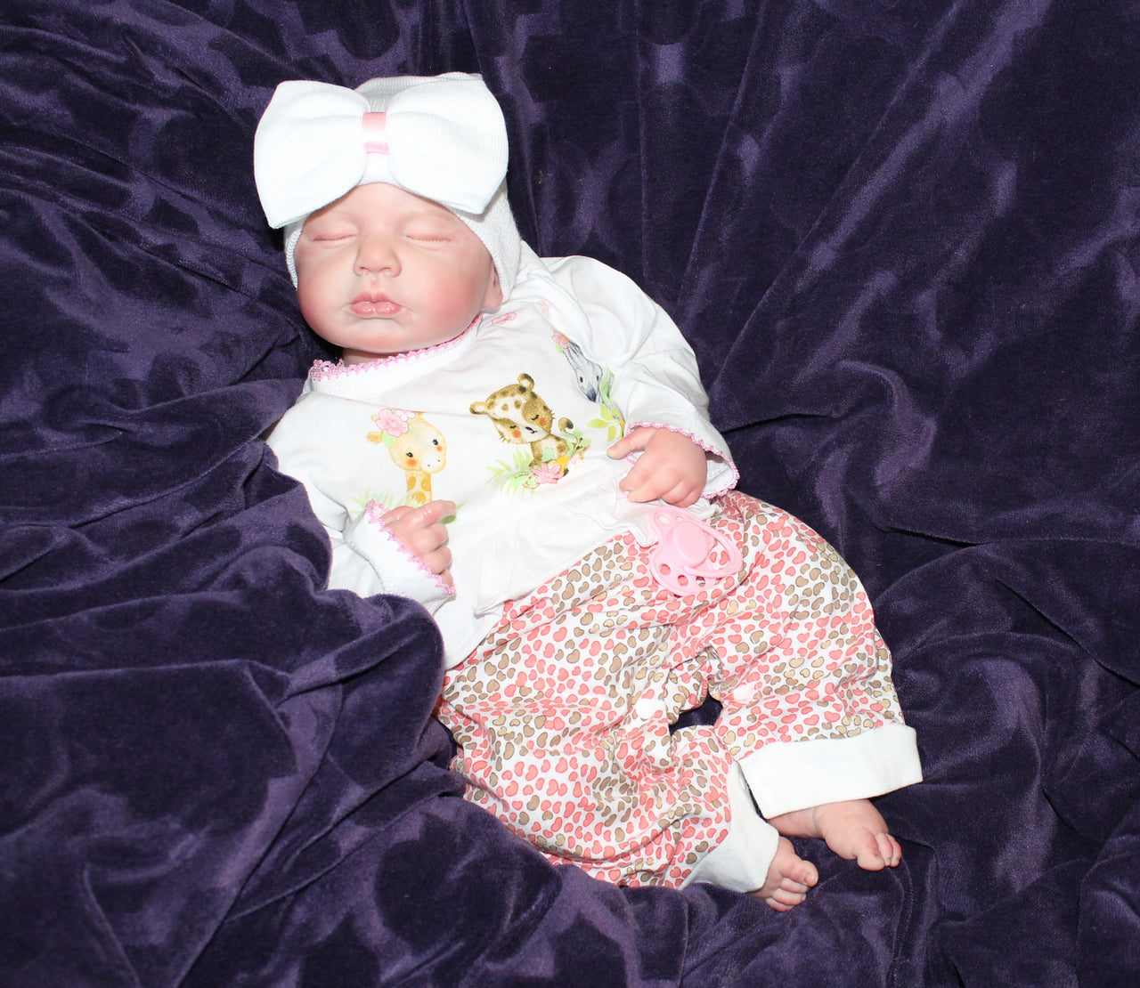 Lifelike Reborn Baby Doll: 20" Weighted Newborn with Outfit