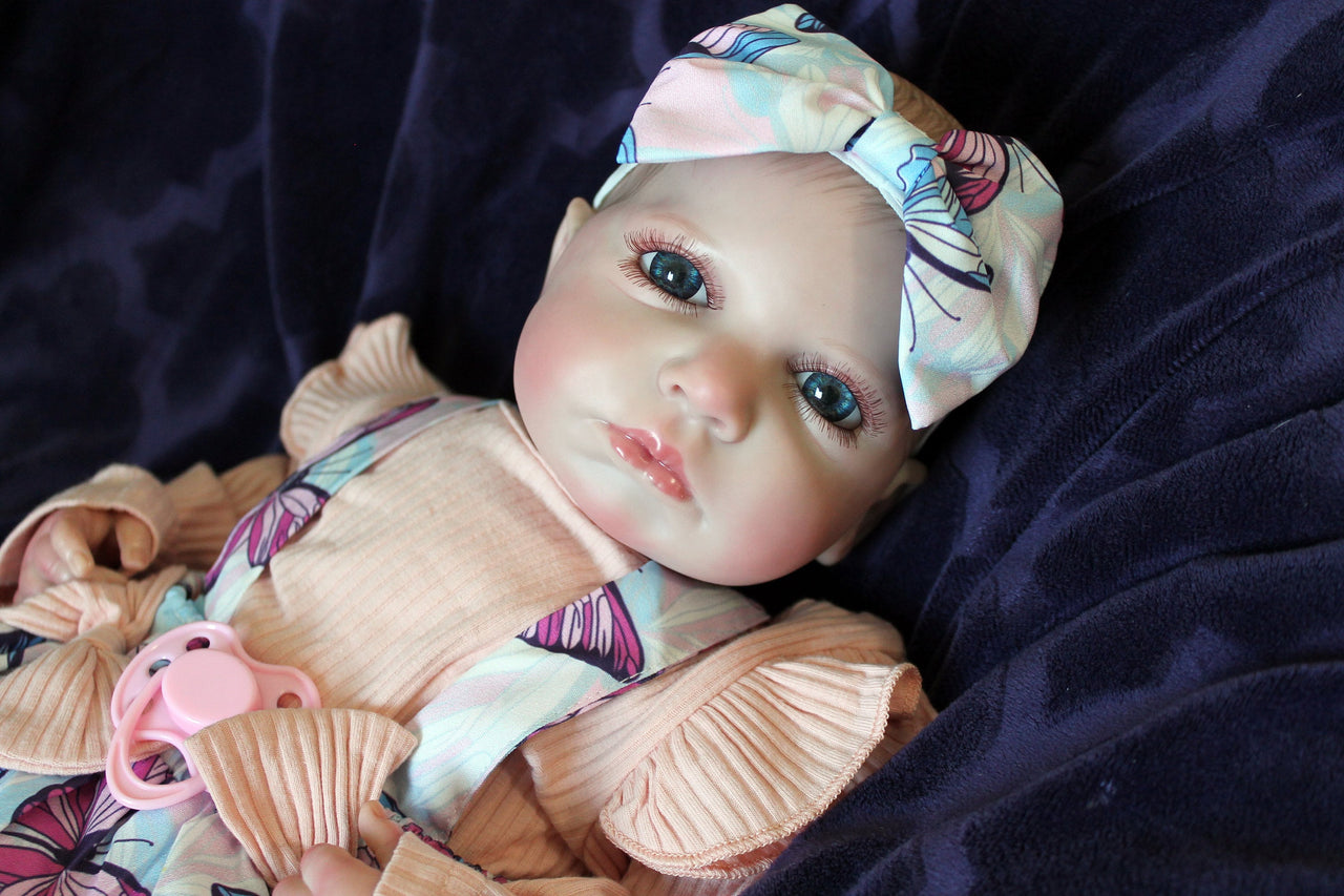 Lifelike Reborn Baby Doll 20” 2 to 6 Pounds Weighted Newborn Baby Girl/Boy Soft Heavy Baby Dolls For Children Child Friendly Gifts For Girls