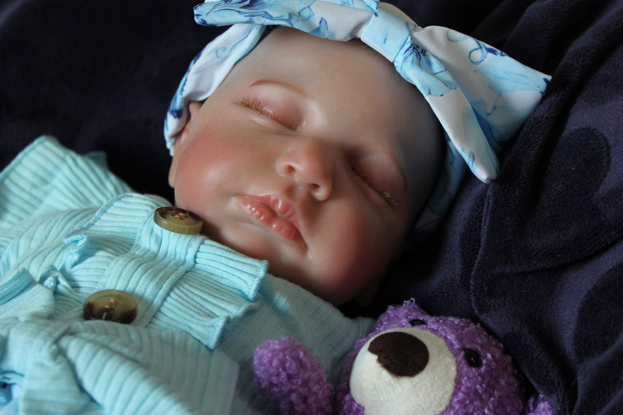 Painted Finished Reborn Baby Doll, Lifelike Baby Doll, Weighted Newborn Baby, Heavy Dolls For Children, Child Friendly Gifts For Girls