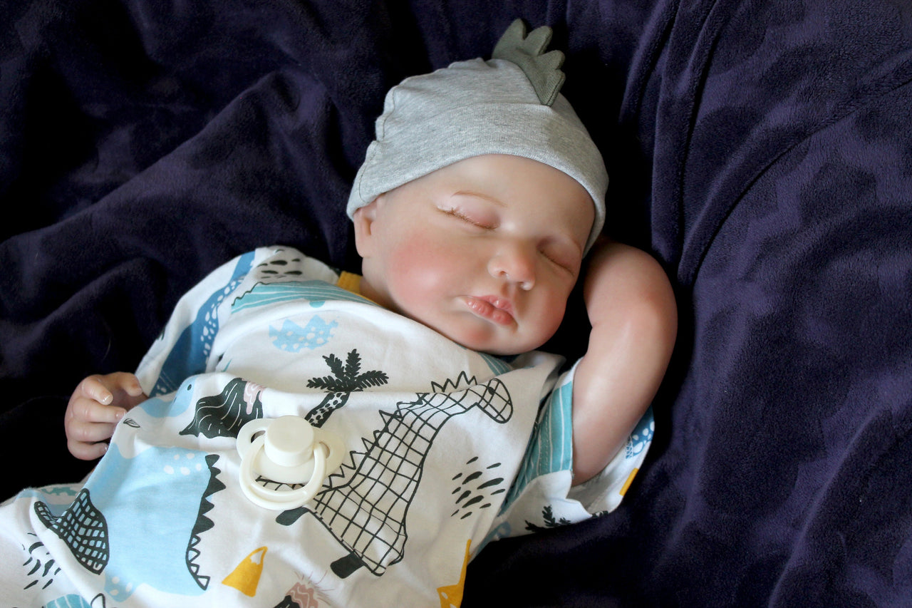 Painted Finished Reborn Baby Doll, Lifelike Baby Doll, Weighted Newborn Baby, Heavy Dolls For Children, Child Friendly Gifts For Girls