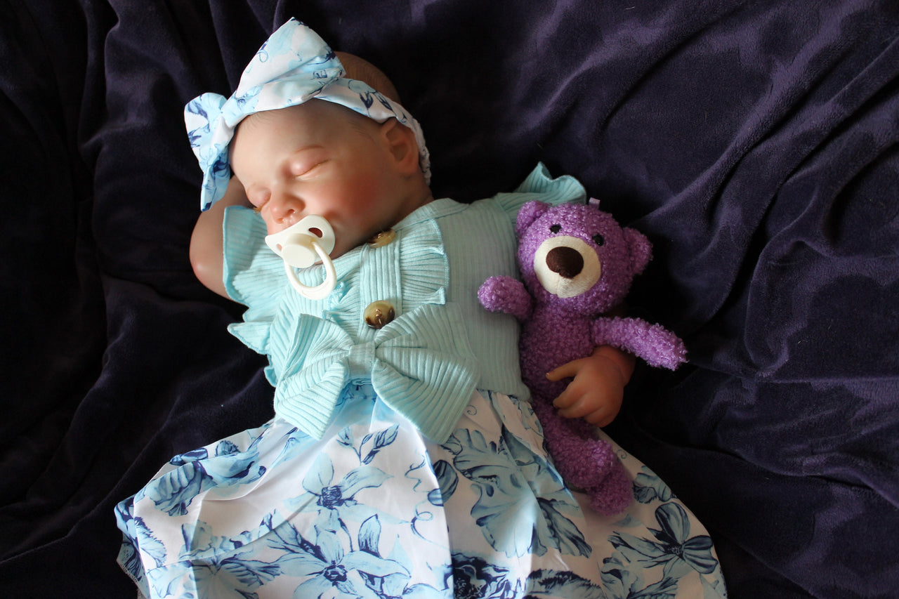 Painted Finished Reborn Baby Doll, Lifelike Baby Doll, Weighted Newborn Baby, Heavy Dolls For Children, Child Friendly Gifts For Girls