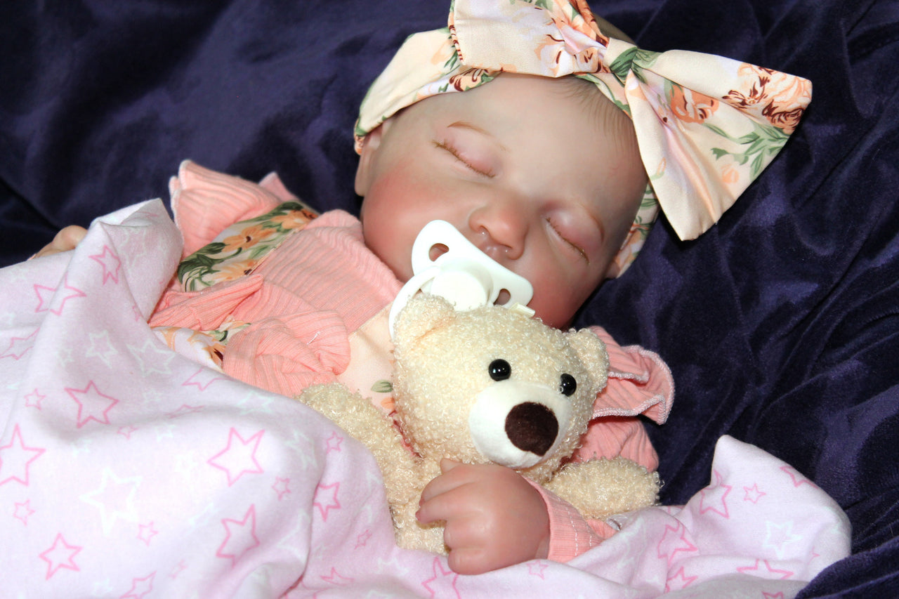 Painted Finished Reborn Baby Doll, Lifelike Baby Doll, Weighted Newborn Baby, Heavy Dolls For Children, Child Friendly Gifts For Girls