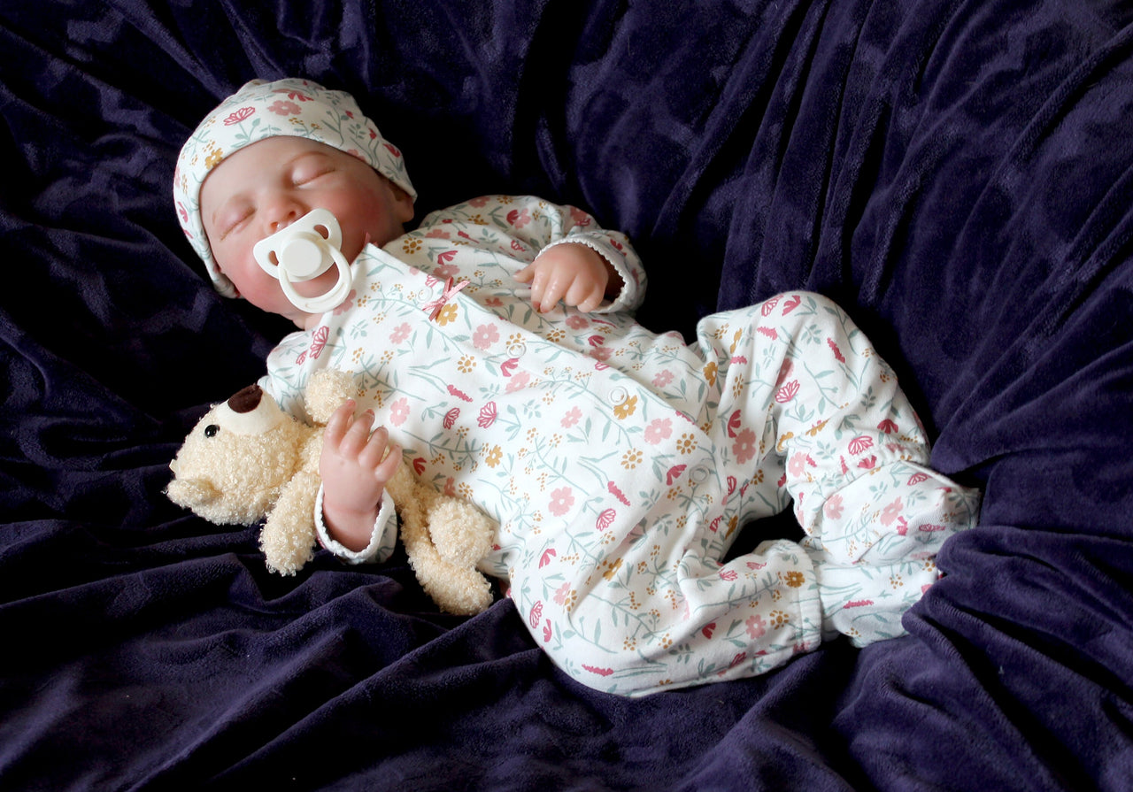 8 Pounds Weighted Newborn Lifelike Reborn Baby Doll 20 inch Baby Girl/Boy Soft Heavy Baby Dolls For Children Child Friendly First Play Dolls