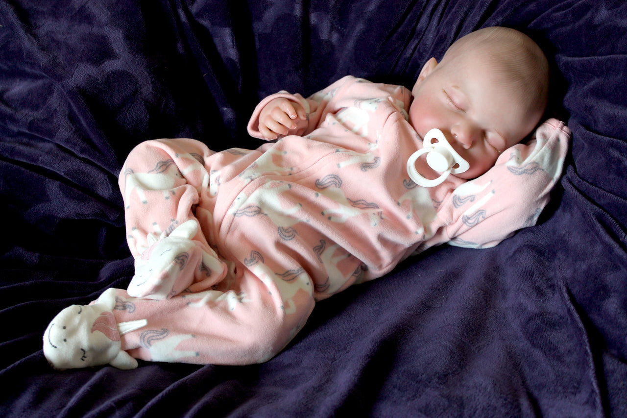 Lifelike Reborn Baby Doll 20” 2 6 7 8 Pounds Weighted Newborn Baby Heavy Baby Dolls For Children Child Friendly Gifts For Girls Unicorns