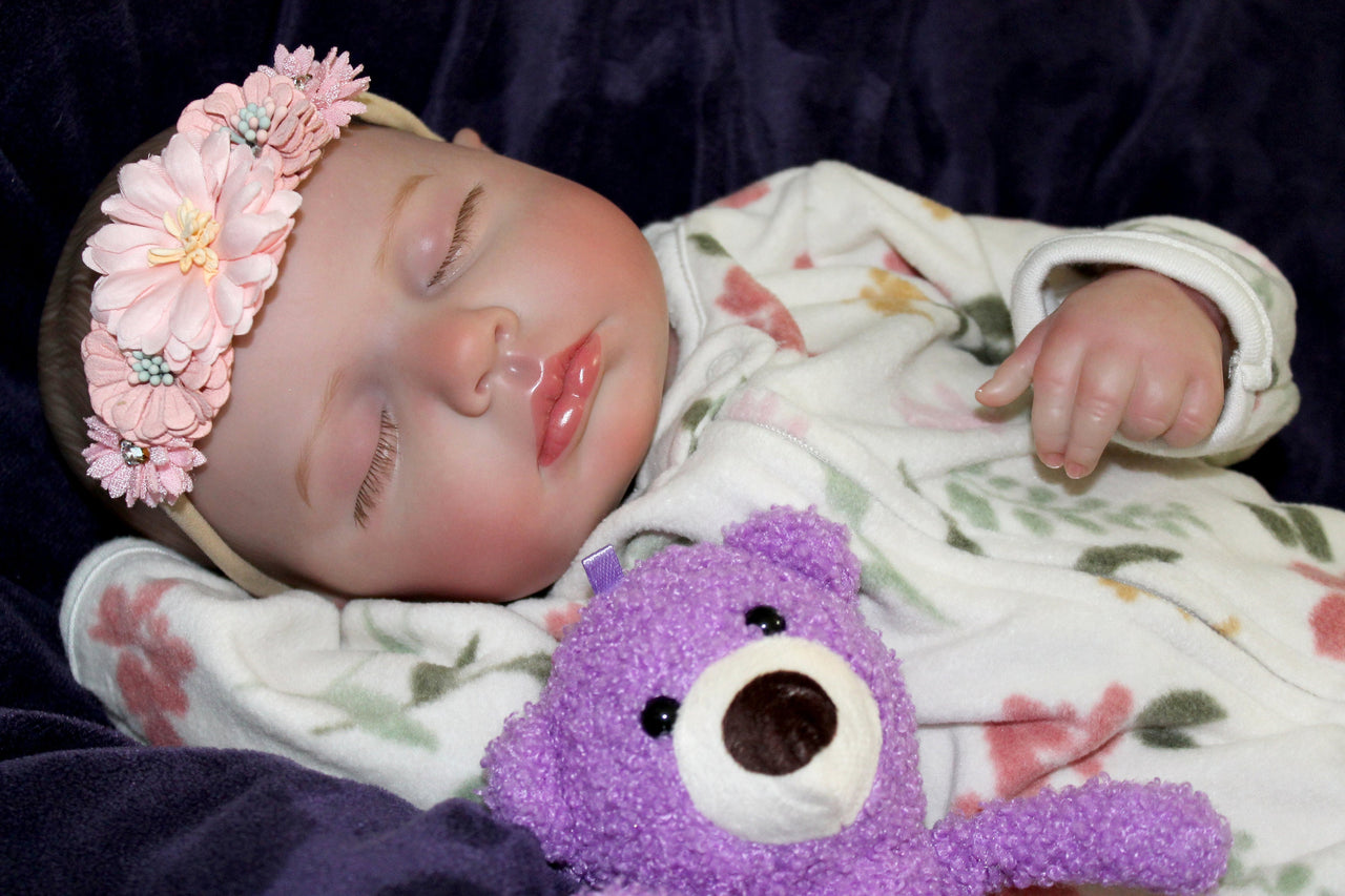 Lifelike Reborn Baby Doll: 20" Weighted Newborn with Christmas Outfit