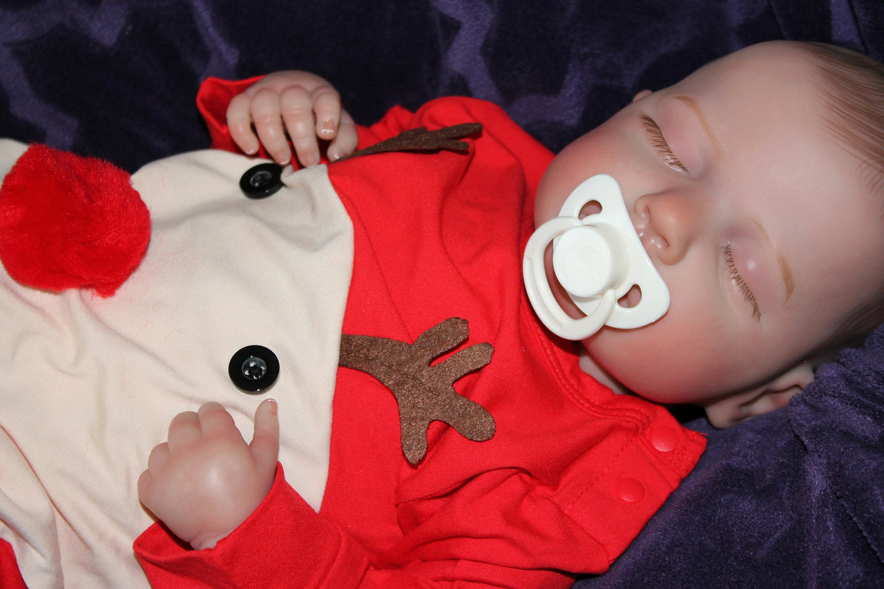 Christmas Reborn Baby Doll 20” 2 to 8 Pounds Weighted Newborn Lifelike Reborns Soft Heavy Baby Dolls Children Child Friendly Gifts For Girls