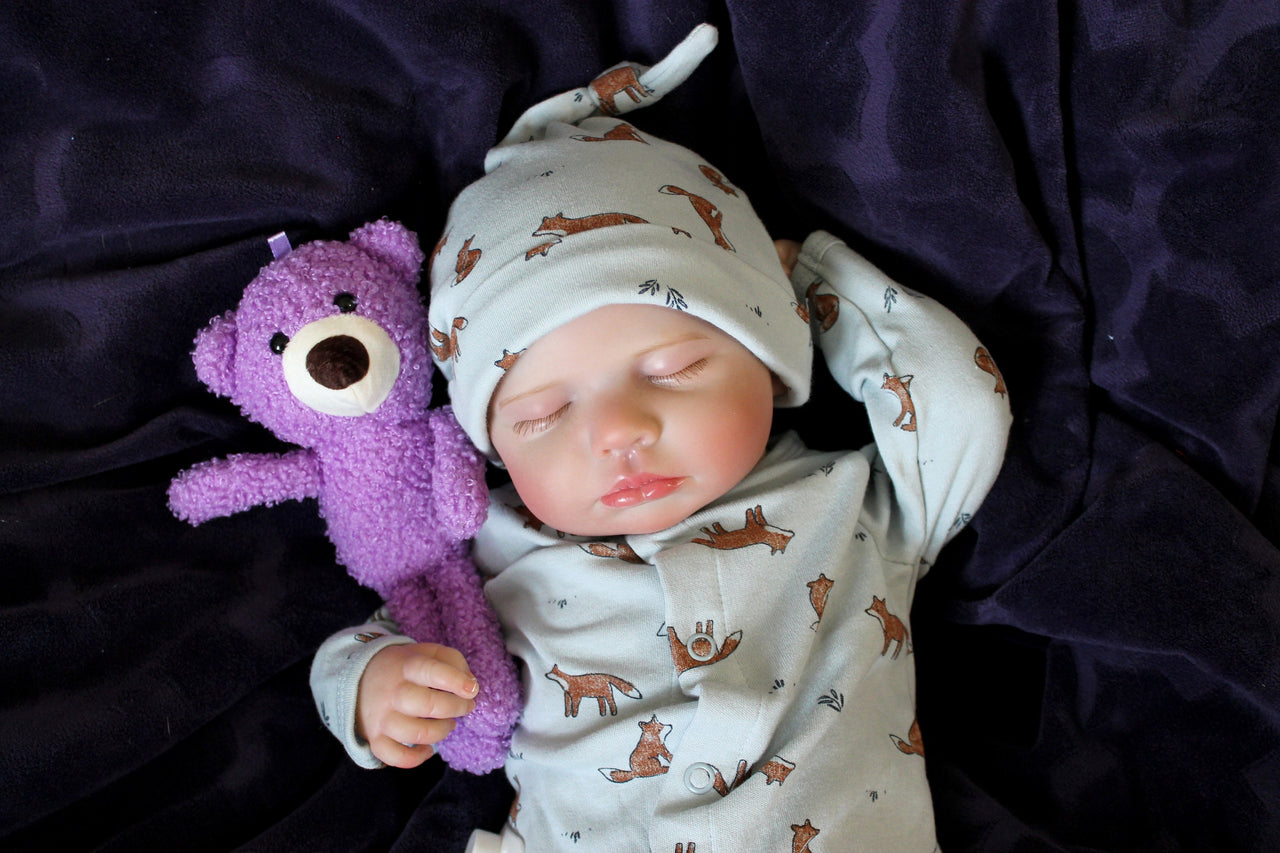 Lifelike Reborn Baby Doll 20” 2 to 7 Pounds Weighted Newborn Baby Girl/Boy Soft Heavy Baby Dolls For Children Child Friendly Gifts For Girls