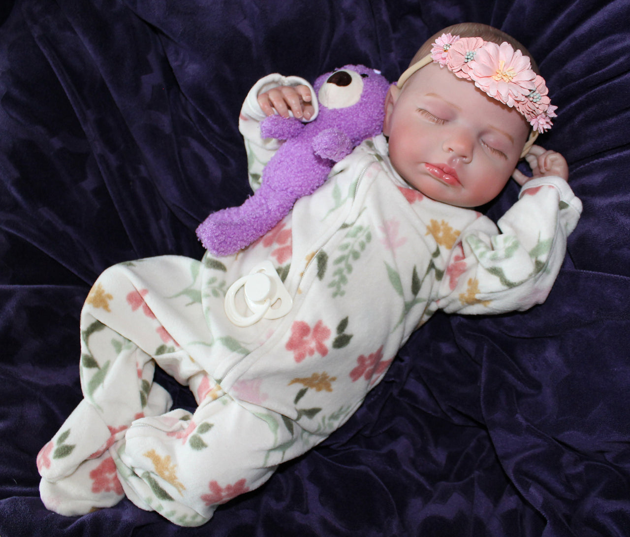 Lifelike Reborn Baby Doll: 20" Weighted Newborn with Christmas Outfit