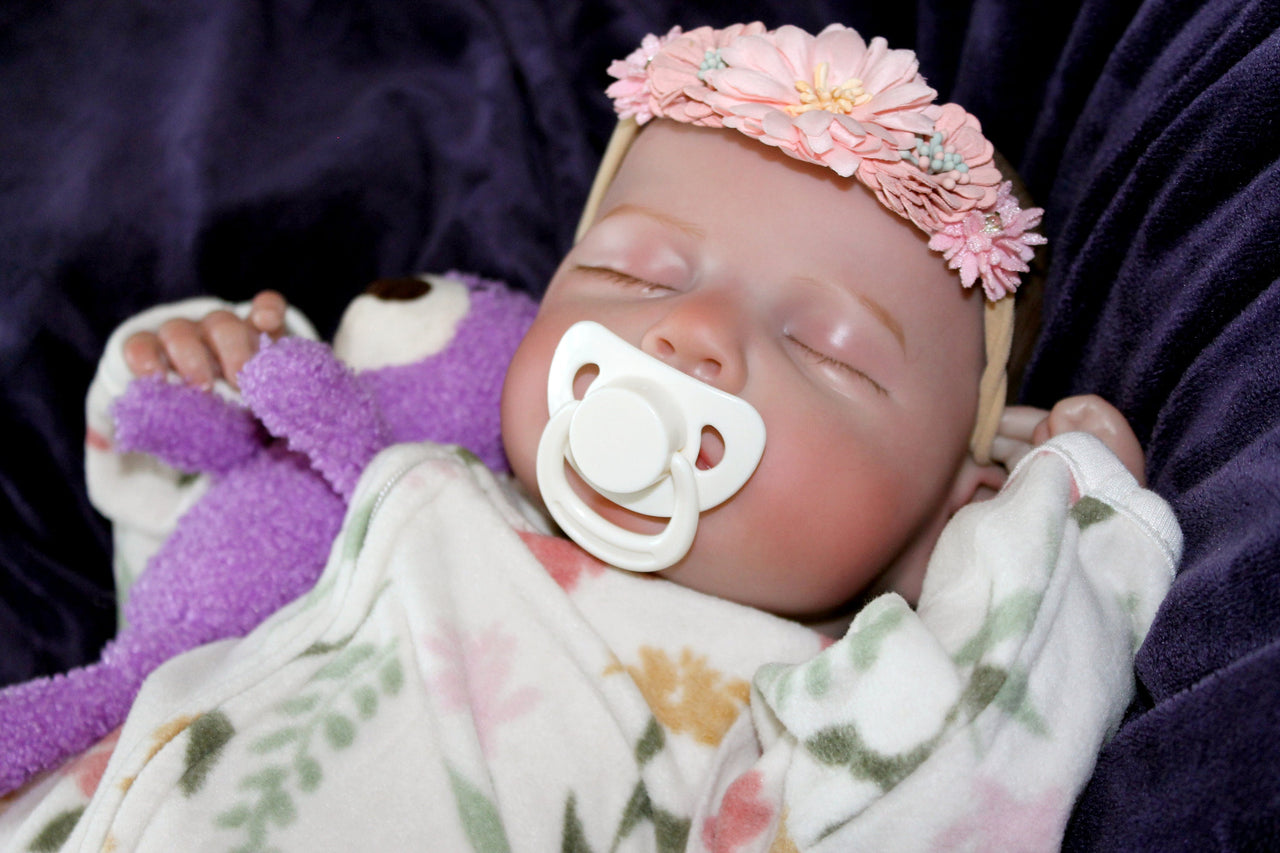 Therapy Reborn Baby Dolls Merry Christmas Outfit Lifelike Reborn Doll 20” Weighted Newborn Christmas Baby Doll Child Friendly Xmas Gifts NEW