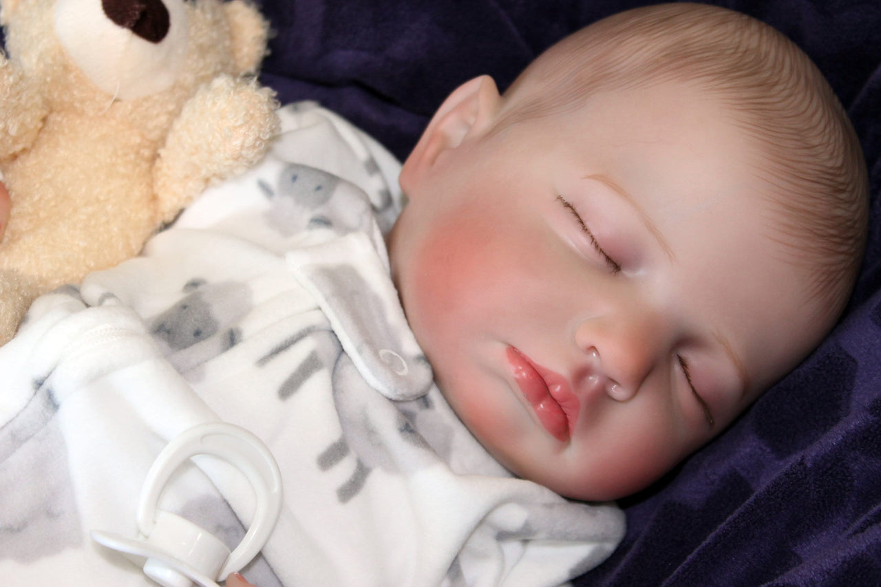 8 Pounds Weighted Newborn Lifelike Reborn Baby Doll 20 inch Baby Girl/Boy Soft Heavy Baby Dolls For Children Child Friendly First Play Dolls