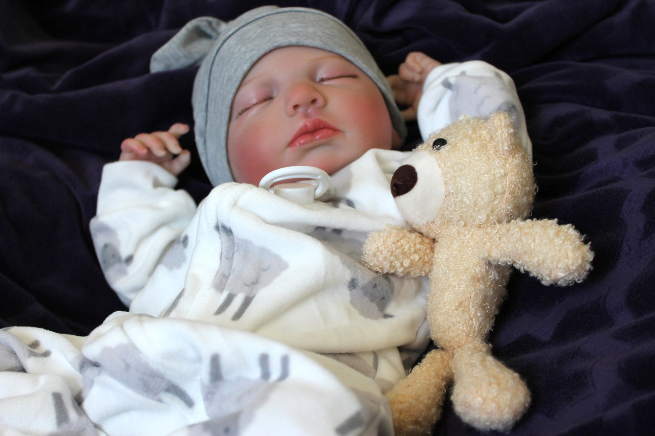 8 Pounds Weighted Newborn Lifelike Reborn Baby Doll 20 inch Baby Girl/Boy Soft Heavy Baby Dolls For Children Child Friendly First Play Dolls