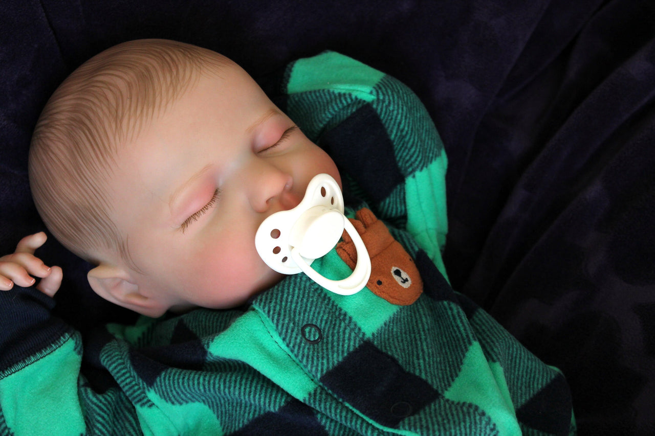 green and plaid fleece pajamas, Lifelike 20&quot; Painted Reborn Baby Doll, Weighted 2-8 Pounds - Realistic Newborn Reborns, Child-Friendly, Perfect Gift for Girls Therapy Dolls