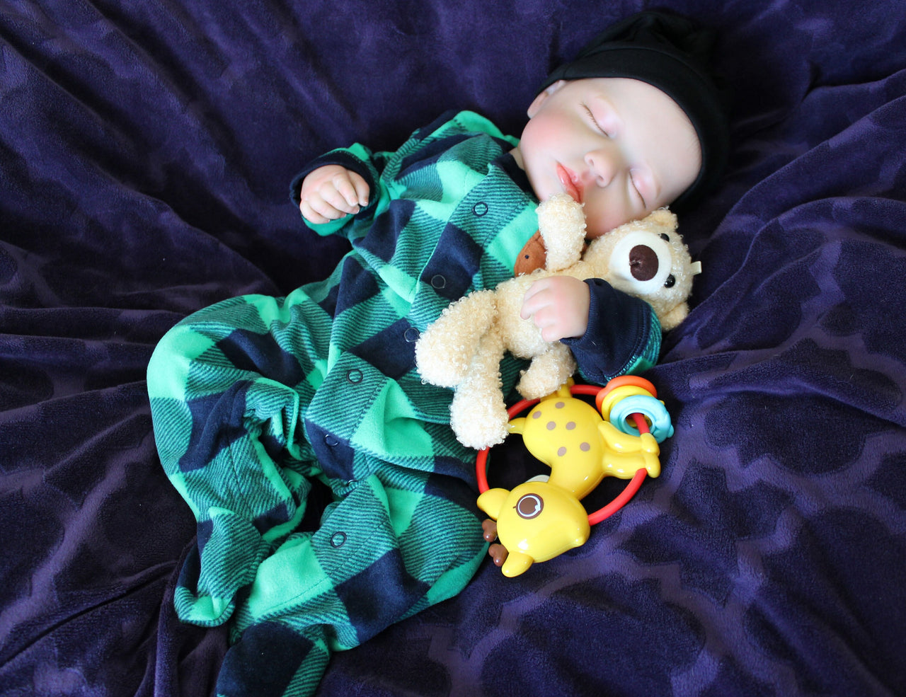 green and plaid fleece pajamas, Lifelike 20&quot; Painted Reborn Baby Doll, Weighted 2-8 Pounds - Realistic Newborn Reborns, Child-Friendly, Perfect Gift for Girls Therapy Dolls