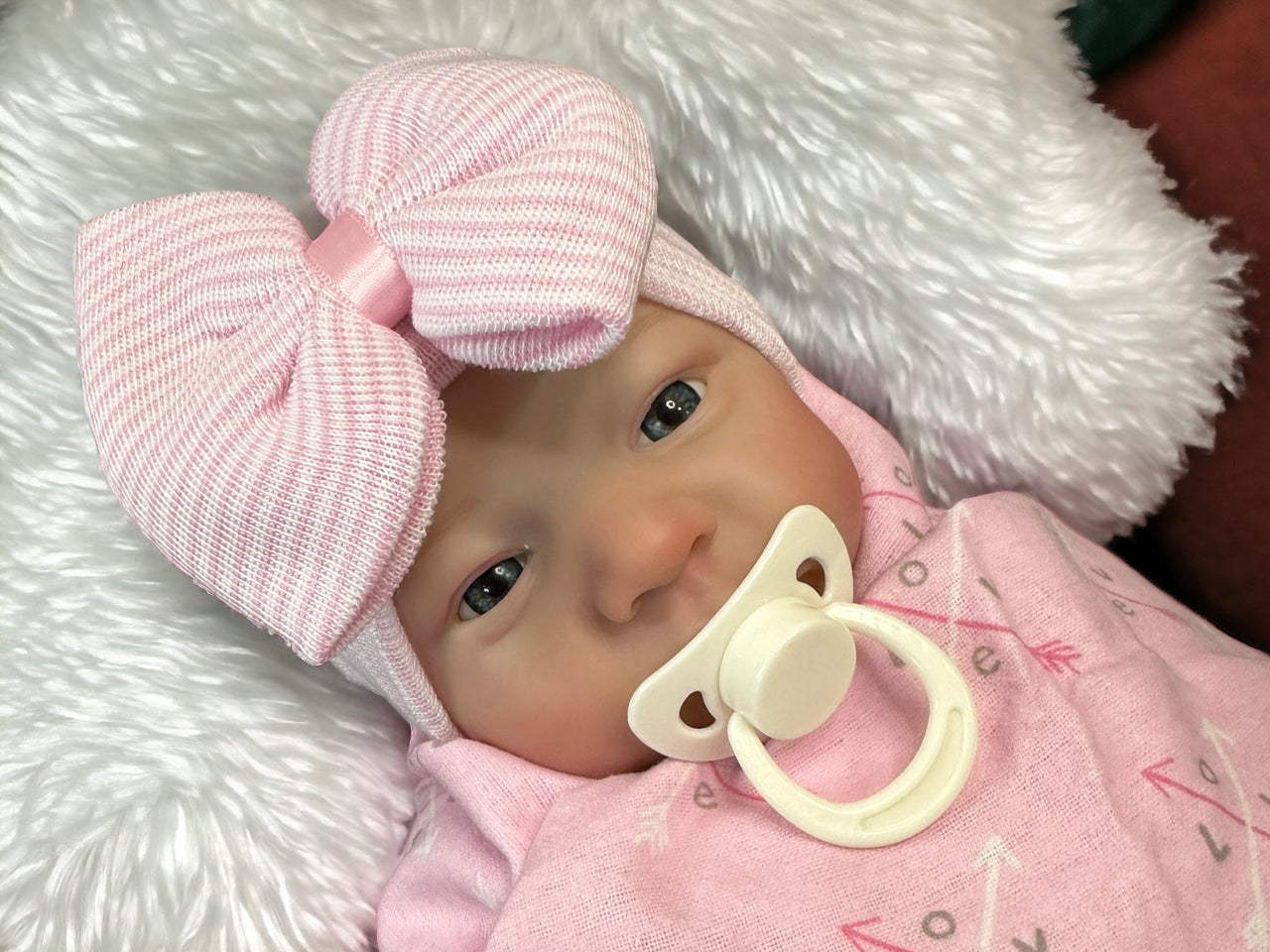 Lifelike Reborn Baby Doll 19” 2 to 6 lbs Weighted Newborn Baby Girl or Boy Soft Heavy Baby Dolls For Children Child Friendly Gifts For Girls