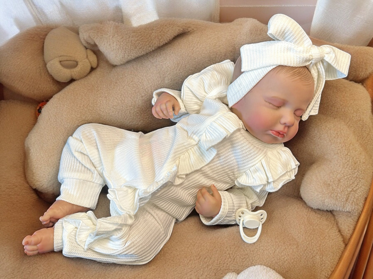 20” 2 to 8 Pounds Weighted Newborn Baby Girl/Boy Lifelike Reborn Baby Doll Soft Heavy Baby Dolls For Children Child Friendly Gifts For Girls