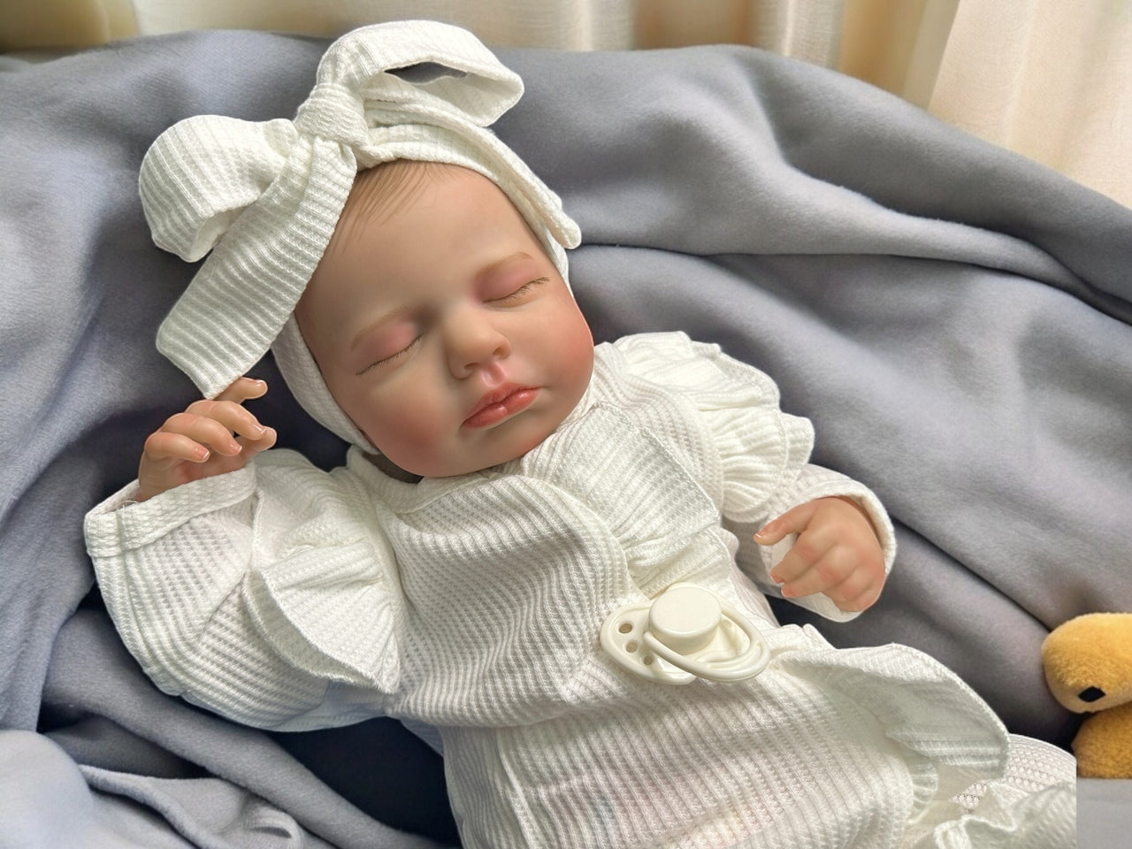 20” 2 to 8 Pounds Weighted Newborn Baby Girl/Boy Lifelike Reborn Baby Doll Soft Heavy Baby Dolls For Children Child Friendly Gifts For Girls