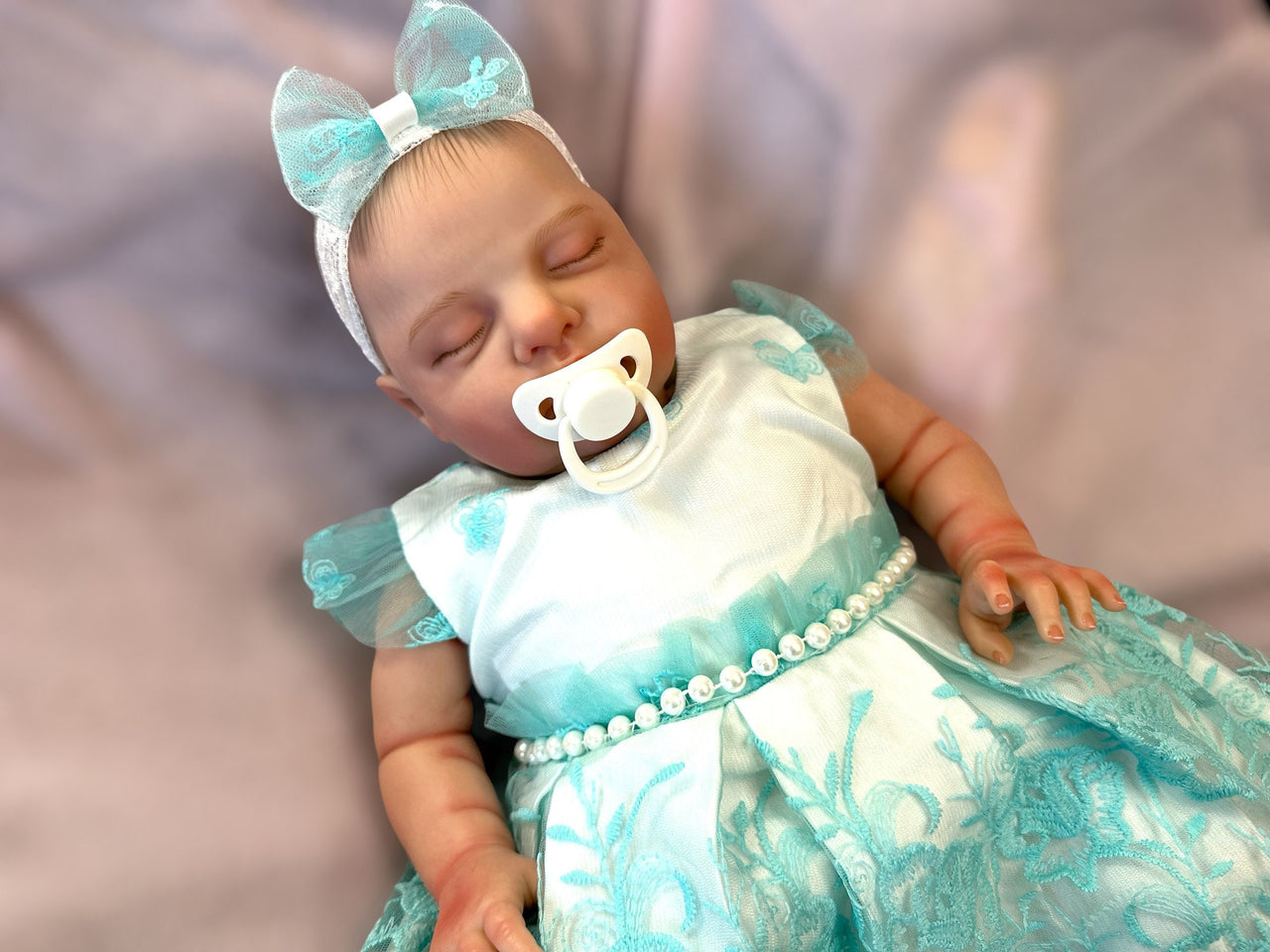 20” 2 to 8 Pounds Weighted Newborn Baby Girl/Boy Lifelike Reborn Baby Doll Soft Heavy Baby Dolls For Children Child Friendly Gifts For Girls