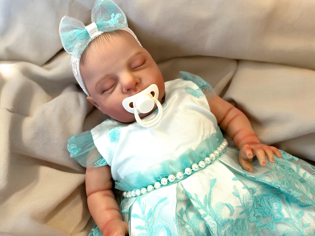 20” 2 to 8 Pounds Weighted Newborn Baby Girl/Boy Lifelike Reborn Baby Doll Soft Heavy Baby Dolls For Children Child Friendly Gifts For Girls