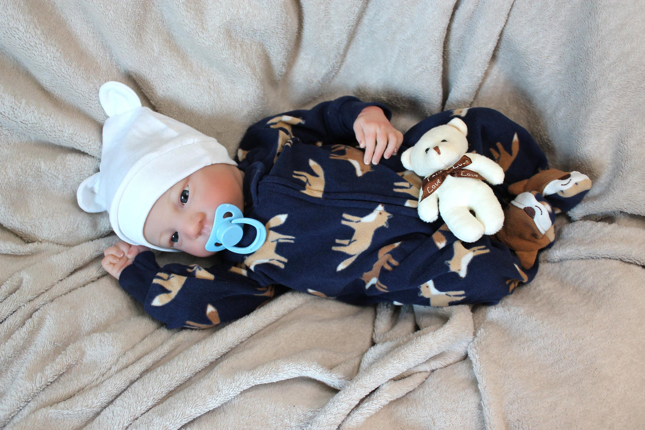 Lifelike Reborn Baby Doll 19 inch 2 to 6 lbs Weighted Newborn Baby Girl or Boy Soft Heavy Baby Dolls For Children Child Friendly Gifts For Girls