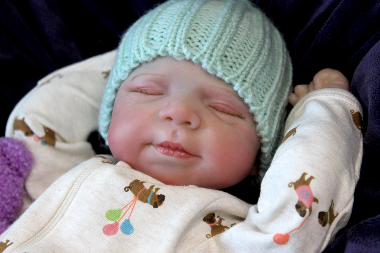 Child-Safe 17 inch Weighted Reborn Doll - Realistic Newborn Baby Feel, 5.4 lbs - Perfect Gift for Girls - Lifelike Heavy Baby Dolls for Kids