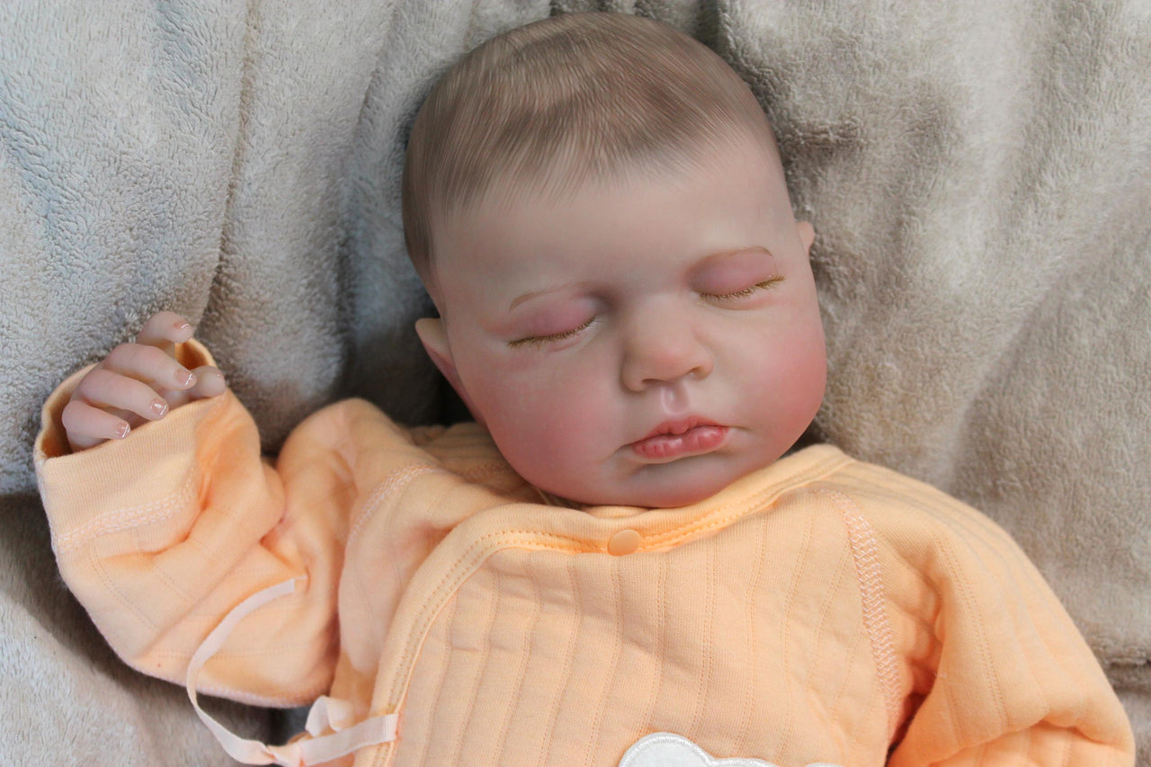 Lifelike Reborn Baby Doll 20 inch 2 to 7 Pounds Weighted Newborn Baby Girl/Boy Soft Heavy Baby Dolls For Children Child Friendly Gifts For Girls