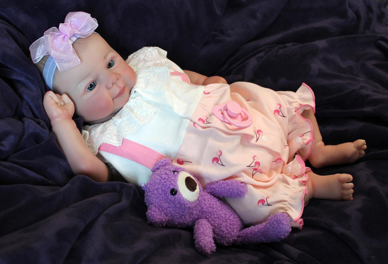 Lifelike Reborn Baby Doll 20 inch 7 lbs Weighted Newborn Baby Girl or Boy Soft Heavy Baby Dolls For Children Child Friendly Gifts For Girls