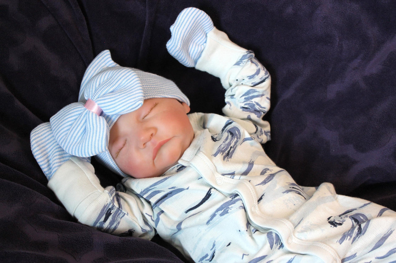 Lifelike Reborn Baby Doll 19 inch 2 to 6 lbs Weighted Newborn Baby Girl or Boy Soft Heavy Baby Dolls For Children Child Friendly Gifts For Girls