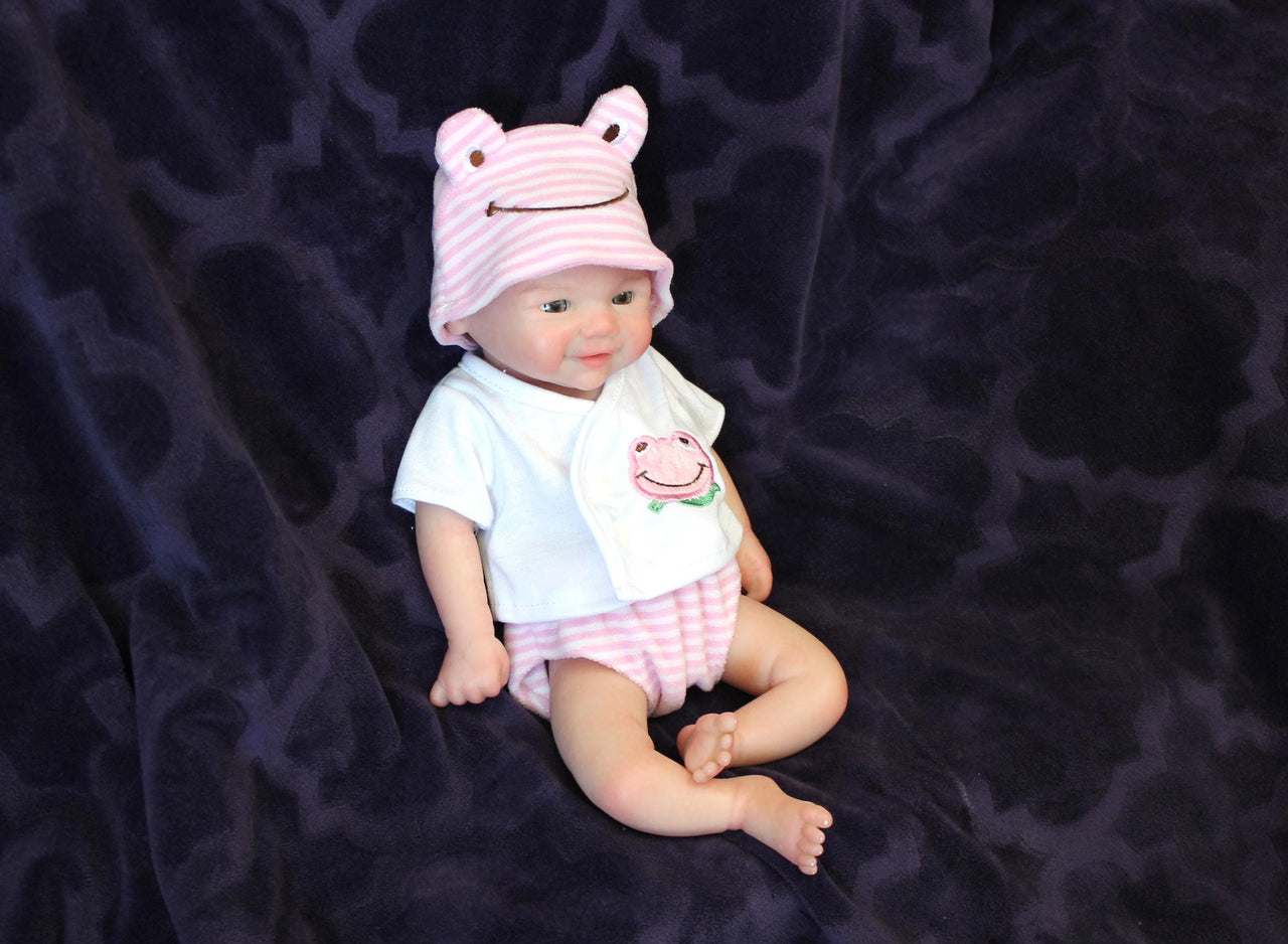 pink polka dot 13 inch doll clothes, Silicone Baby Doll Full Body Reborn Preemie 13 inch 2 lbs Platinum Silicone Dolls Realistic Real Lifelike Weighted Babies Ecoflex Bathtub Baby