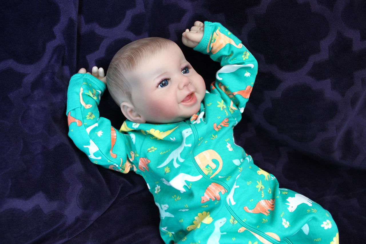 Lifelike Reborn Baby Doll 18” 3 to 5 lbs Weighted Newborn Baby Girl or Boy Soft Heavy Baby Dolls For Children Child Friendly Gifts For Girls