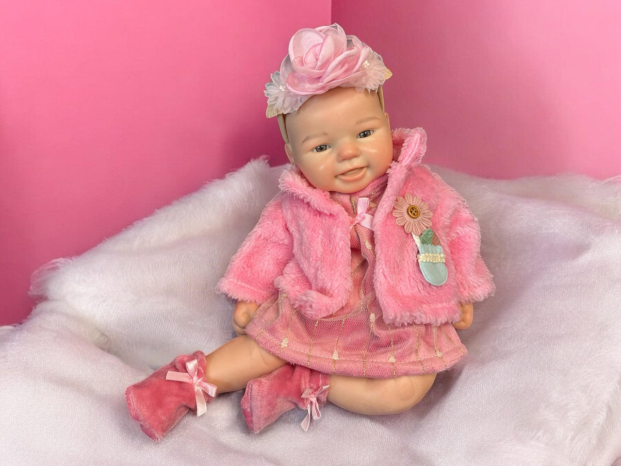 Full Silicone Doll, Platinum Silicone Dolls that take a pacifier and a bottle 16 inches 5 pounds