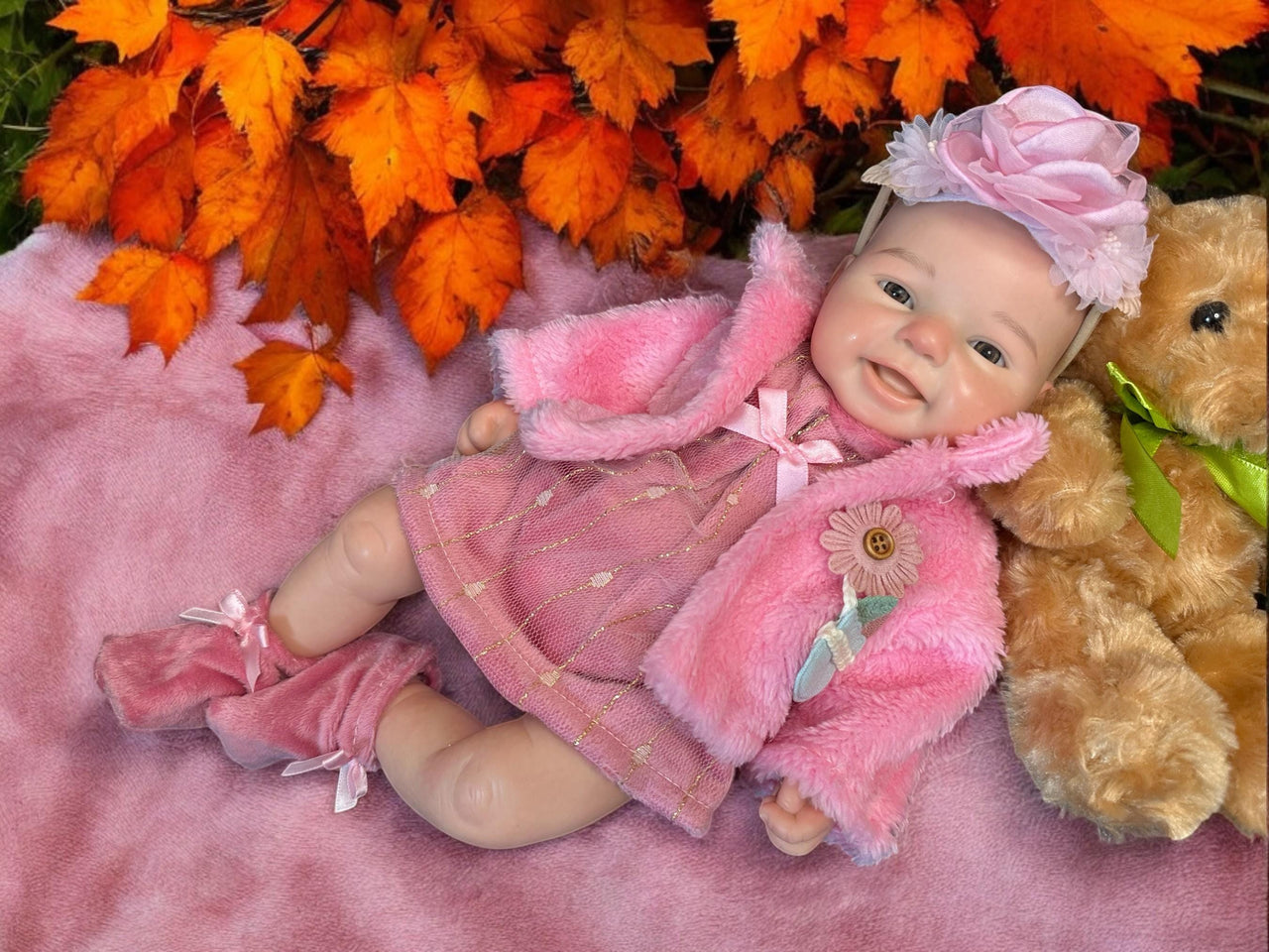 Full Silicone Doll, Platinum Silicone Dolls that take a pacifier and a bottle 16 inches 5 pounds