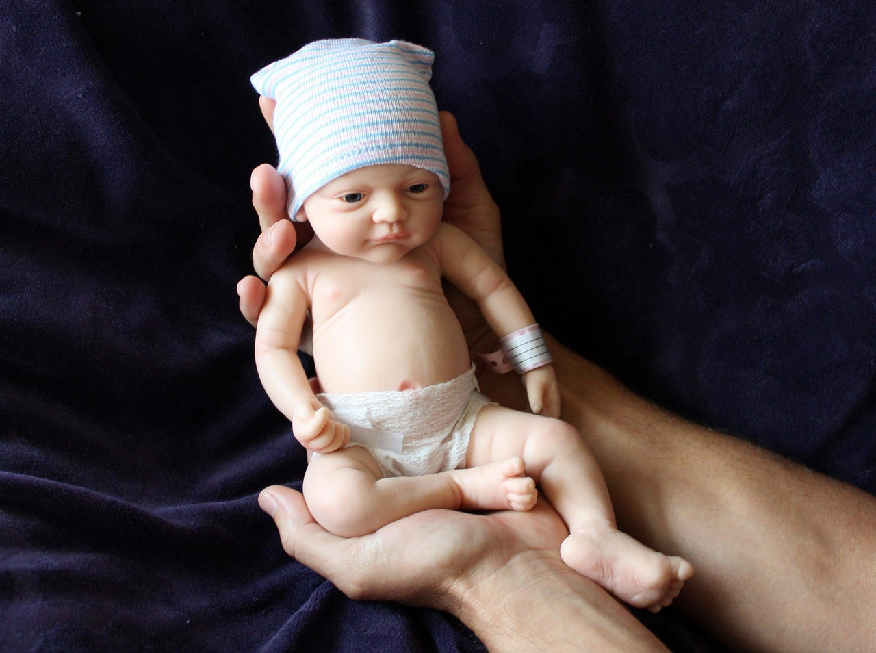 Realistic Real Lifelike 12&quot; Full Silicone Baby Doll Body Reborn Preemie 2.6lbs Platinum Silicone Dolls Weighted Babies Ecoflex Bathtub Kids