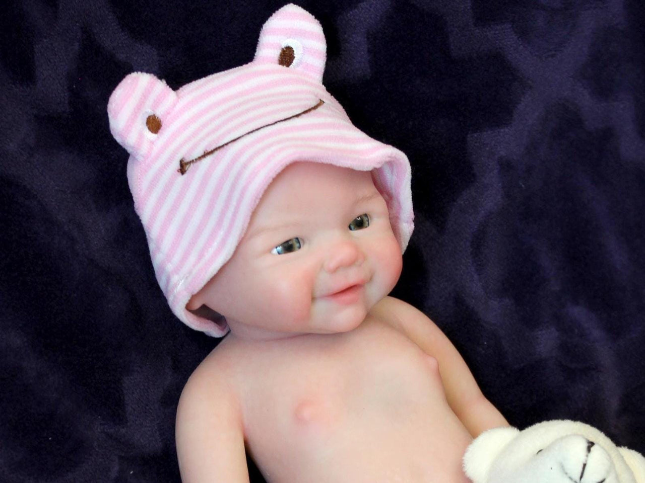 blue polka dot 13 inch doll clothes, Silicone Baby Doll Full Body Reborn Preemie 13 inch 2 lbs Platinum Silicone Dolls Realistic Real Lifelike Weighted Babies Ecoflex Bathtub Baby