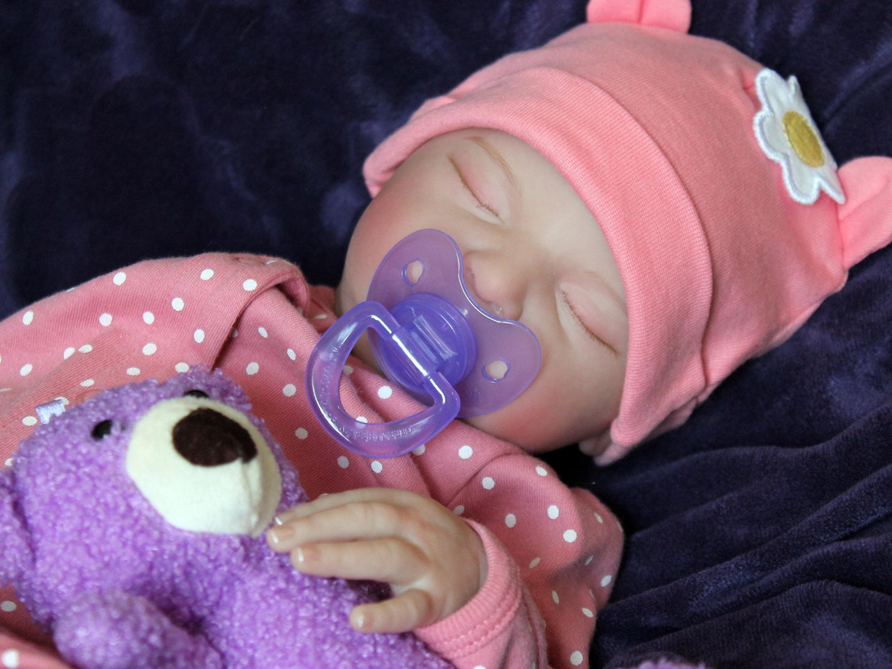 Lifelike Reborn Baby Doll 20” 7.14 lbs. Weighted Newborn Baby Girl or Boy Soft Heavy Baby Dolls For Children Child Friendly Gifts For Girls