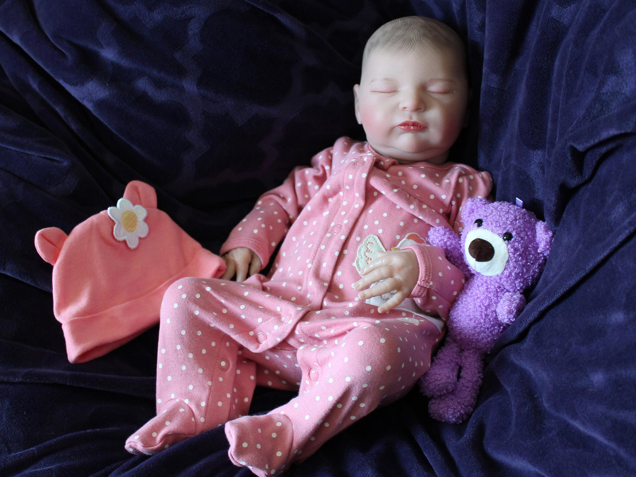 Lifelike Reborn Baby Doll 20” 7.14 lbs. Weighted Newborn Baby Girl or Boy Soft Heavy Baby Dolls For Children Child Friendly Gifts For Girls