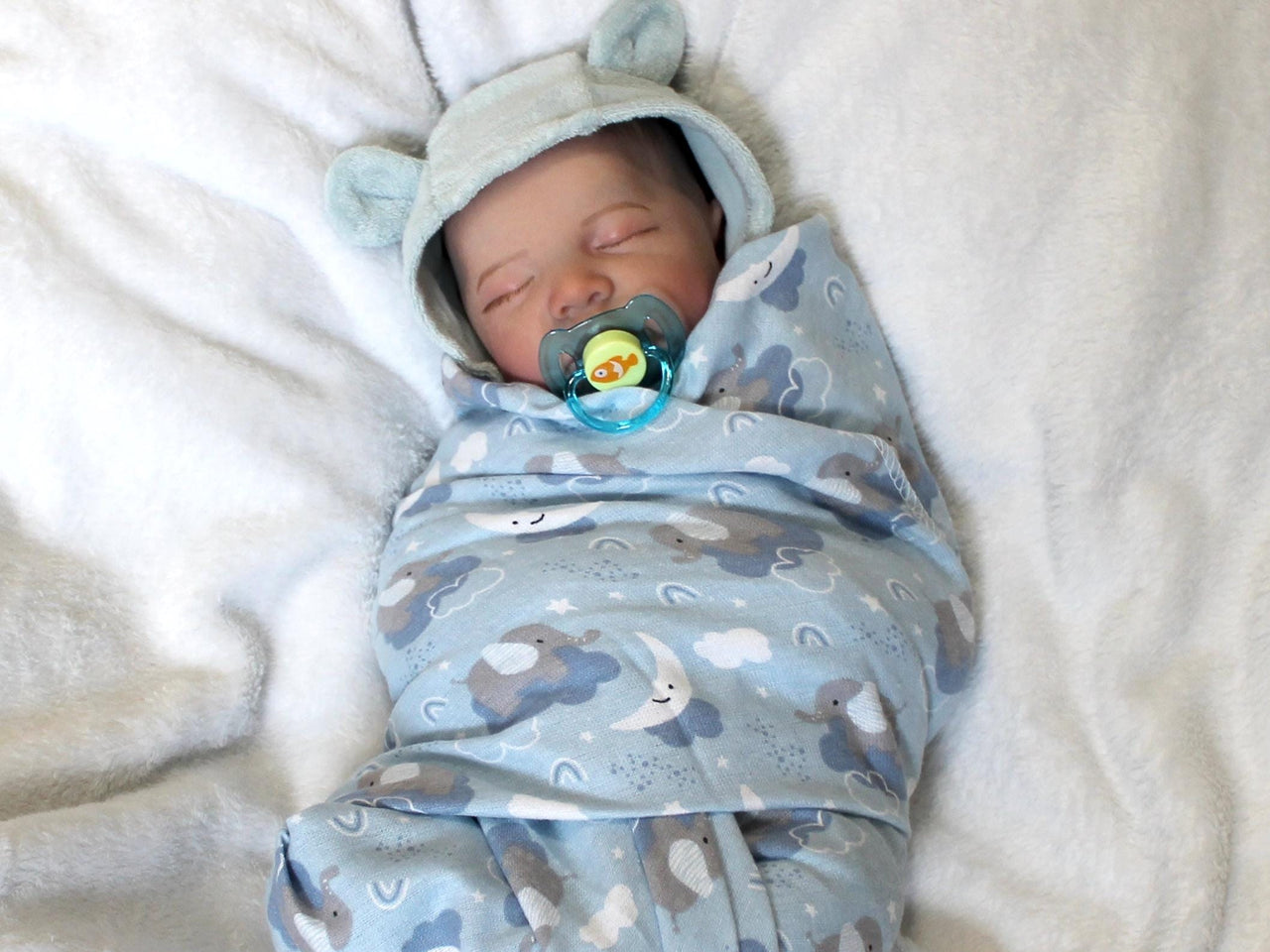 Realistic Reborn Baby Doll: 19 Inch Handcrafted Vinyl, Weighted Cloth Body