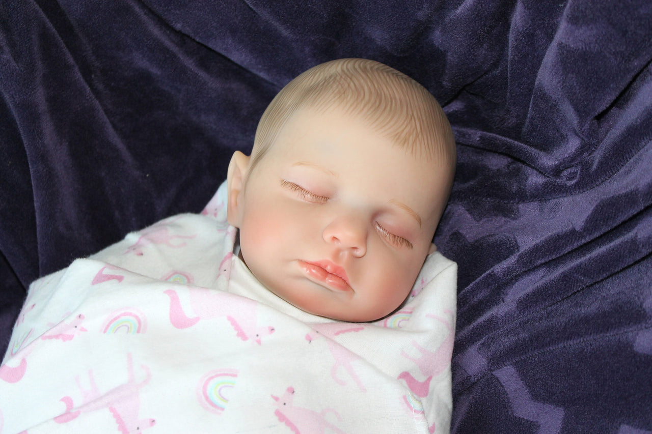 Lifelike Reborn Baby Doll 20” 2 to 8 Pounds Weighted Newborn Baby Girl/Boy Soft Heavy Baby Dolls For Children Child Friendly Gifts For Girls