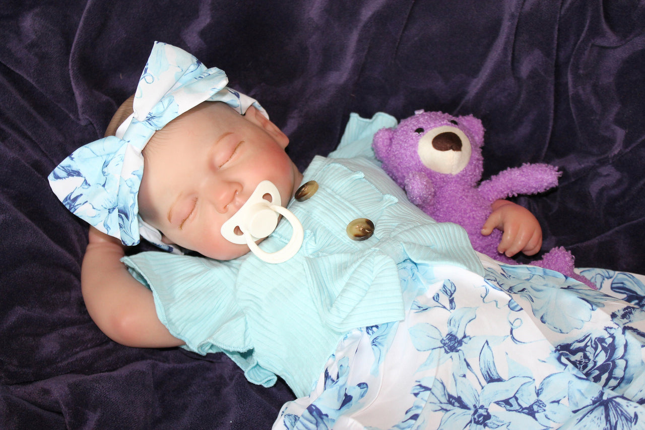 Painted Finished Reborn Baby Doll, Lifelike Baby Doll, Weighted Newborn Baby, Heavy Dolls For Children, Child Friendly Gifts For Girls