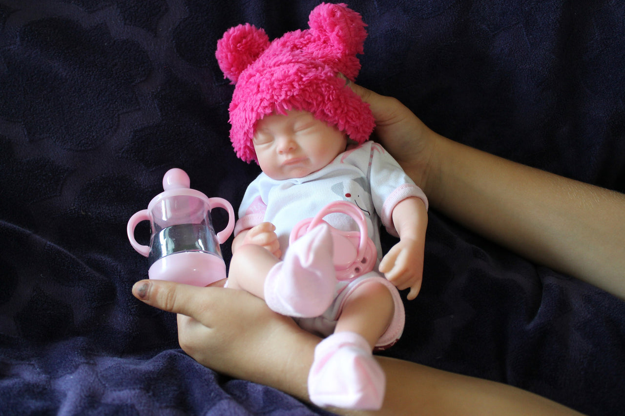 Preemie Silicone Dolls Realistic Real Lifelike Micro Mini Baby Doll Full Body Reborn 11&quot; 1.7lbs Platinum Weighted Babies Ecoflex Bathtub Fun Active